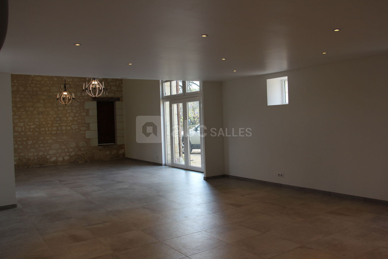 Salle de réception vide