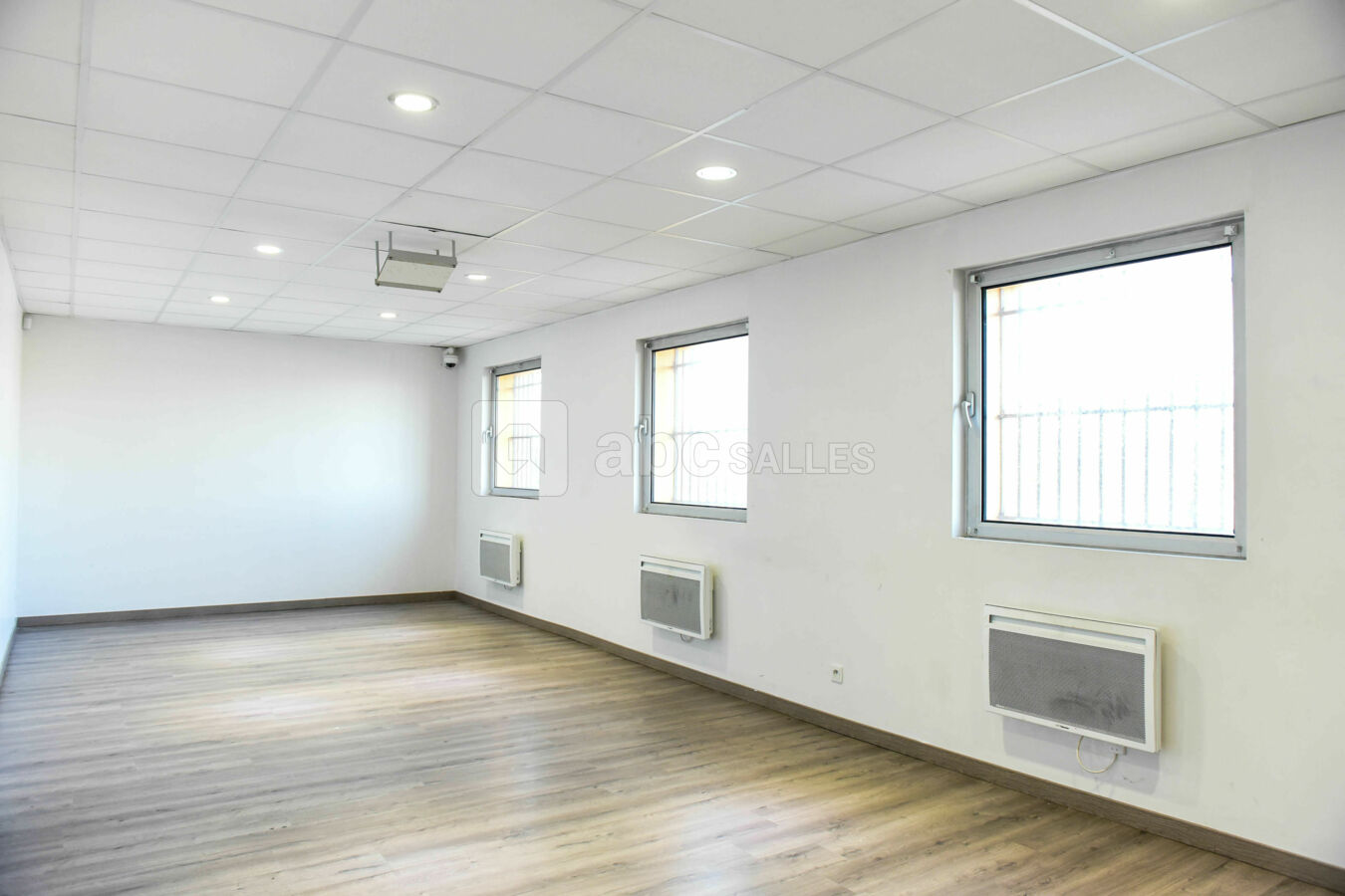 Salle Athéna - 30pers.