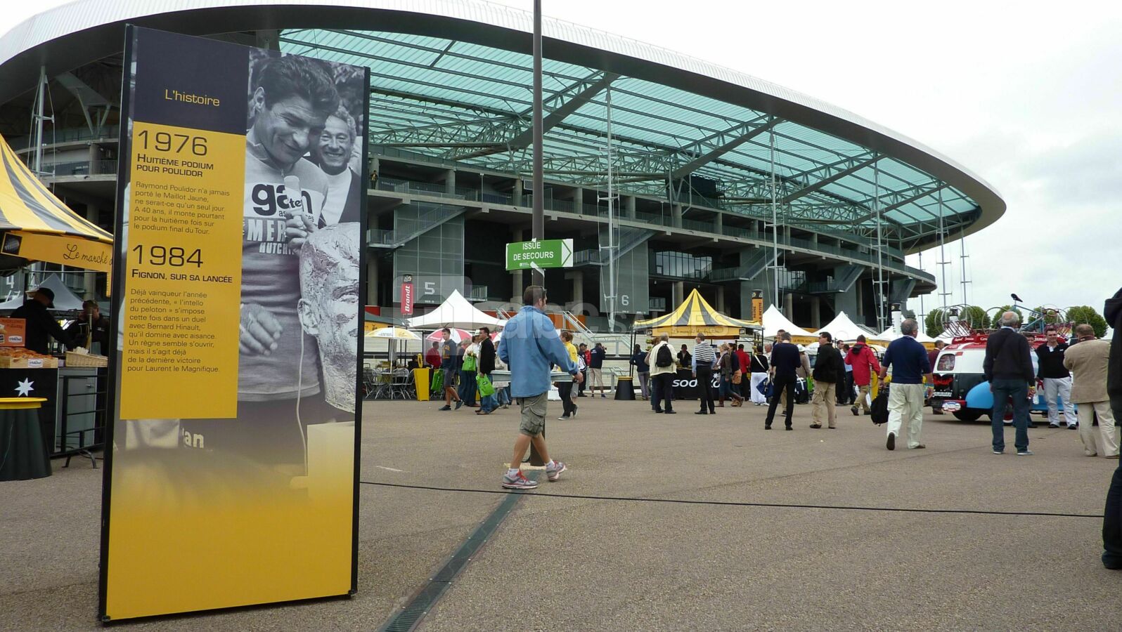 Village sur les parvis du Stade Marie-Marvingt