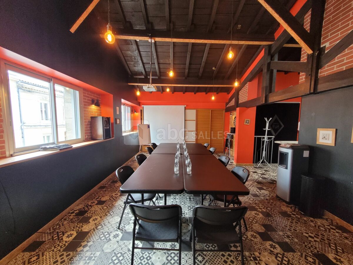 Salle de réunion (dispo en U)