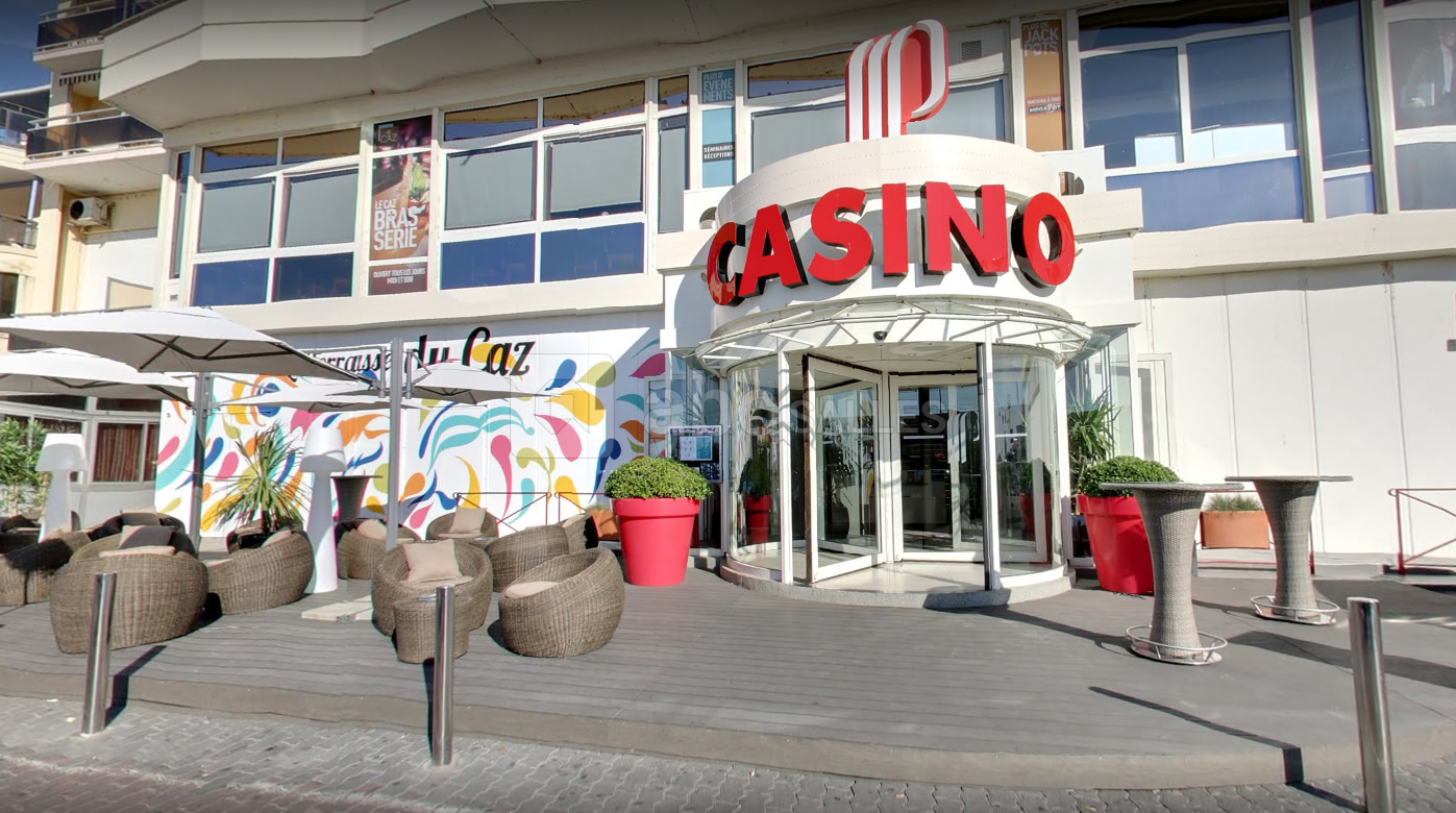 Façade casino