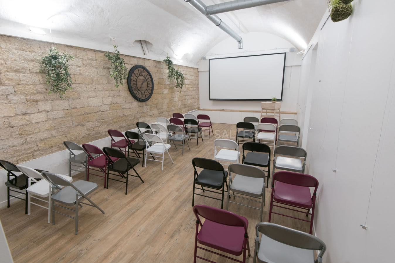 Salle voûtée, vue d'ensemble