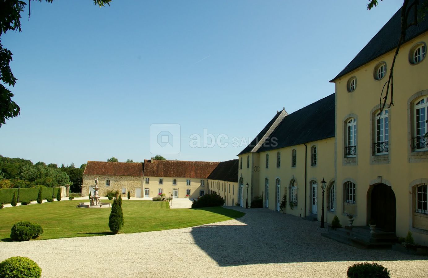 Côté cour