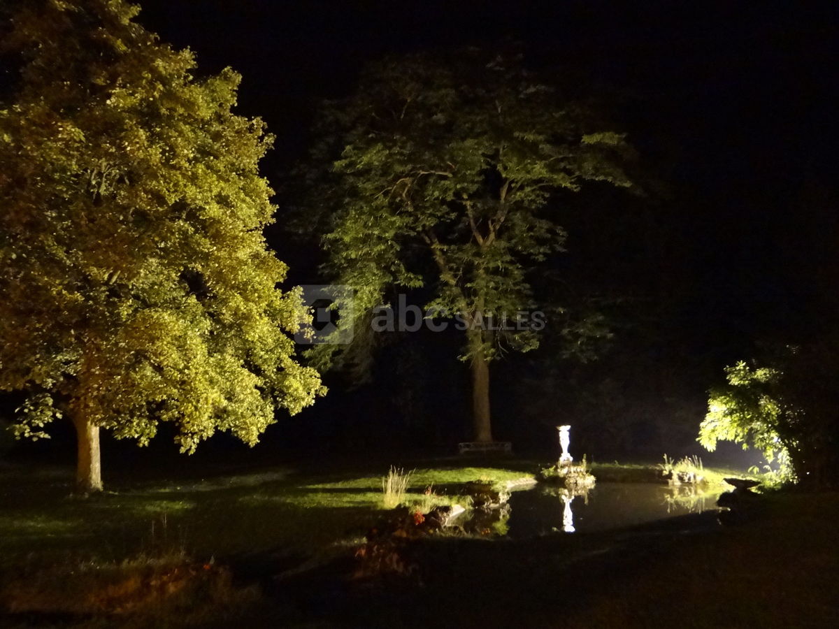 Eclairage nocturne du bassin