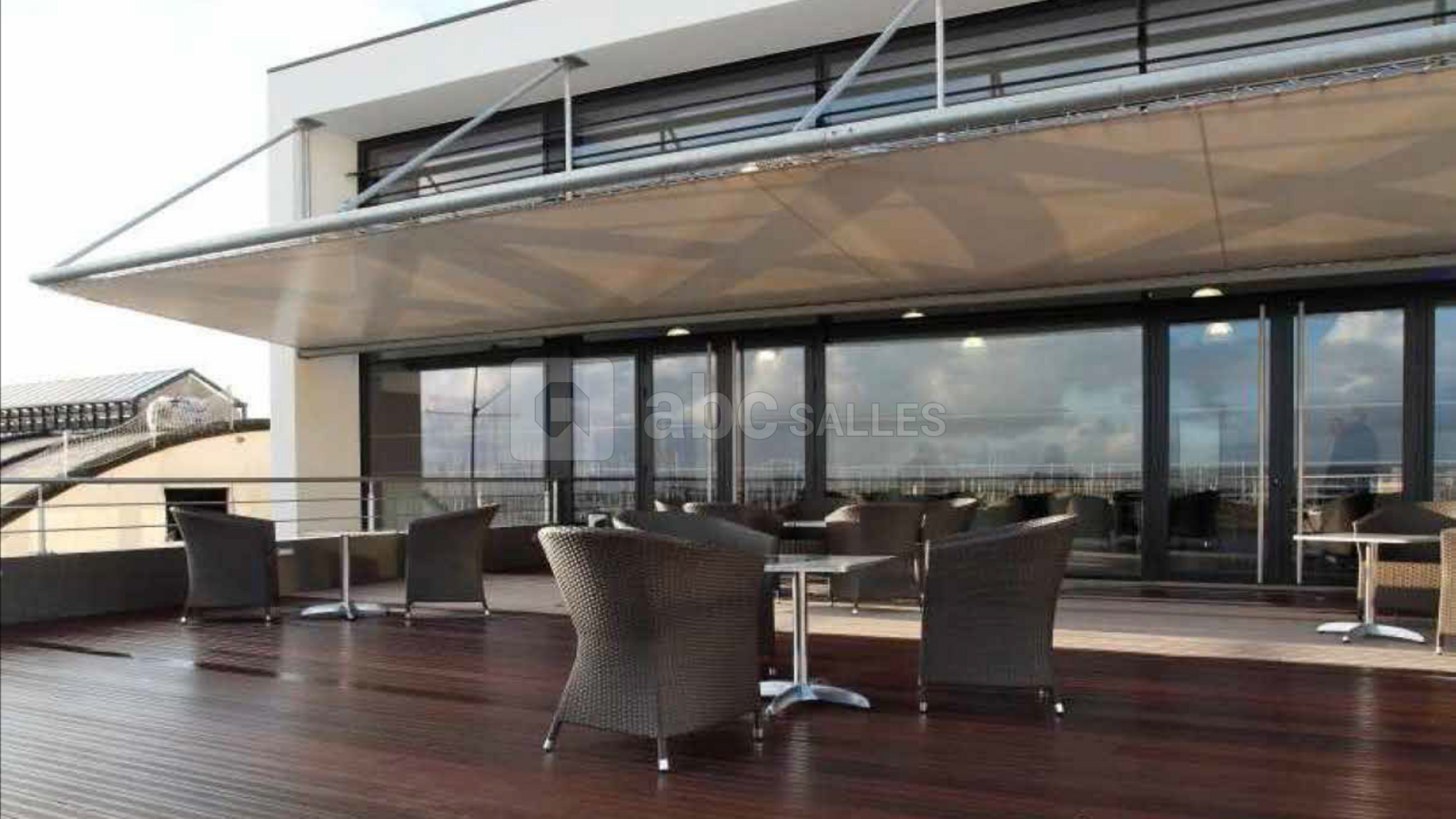 Marina du Château, Brest (29) - terrasse (Salle des Records)