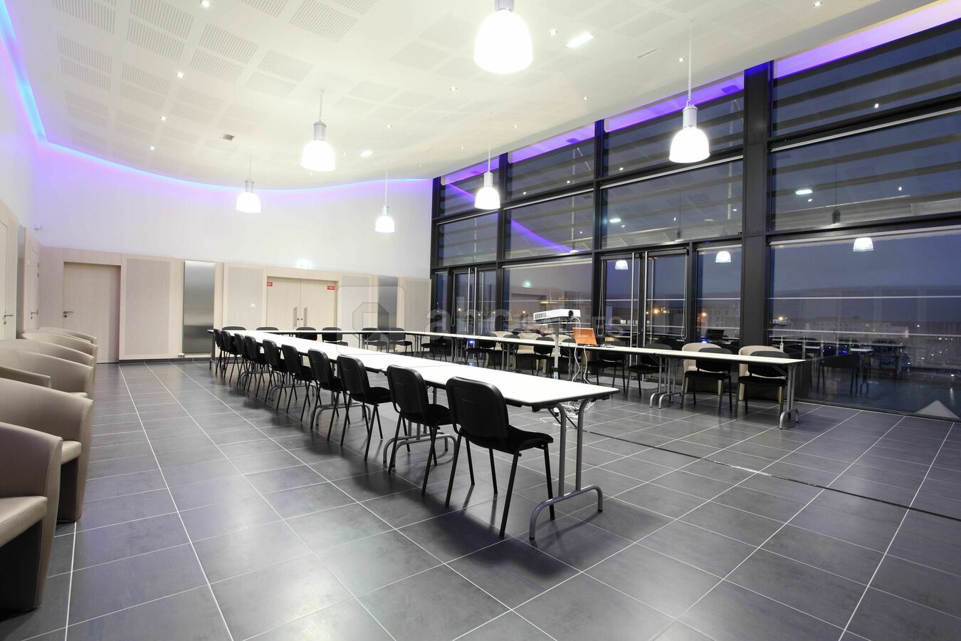 Marina du Château, Brest (29) - vue intérieure - configuration salle de classe