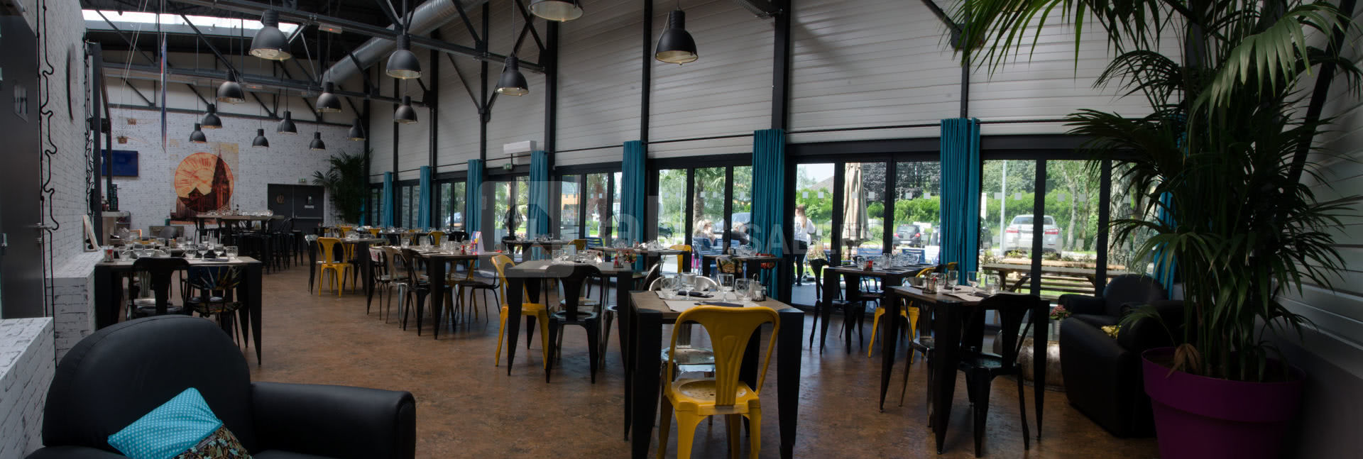 Notre restaurant à la décoration chic et industrielle