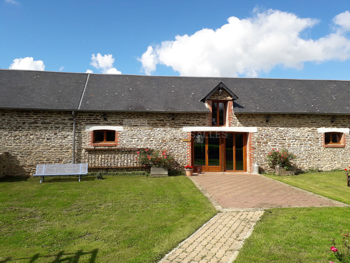 Accès à la salle