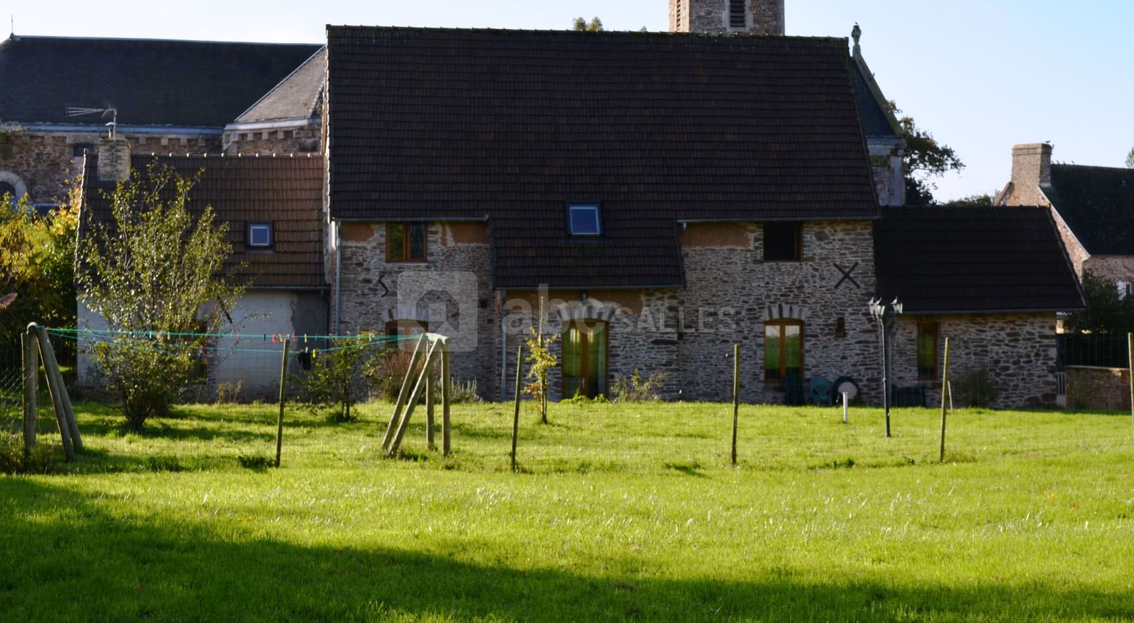 Le gîte: la Cidrerier côté jardin