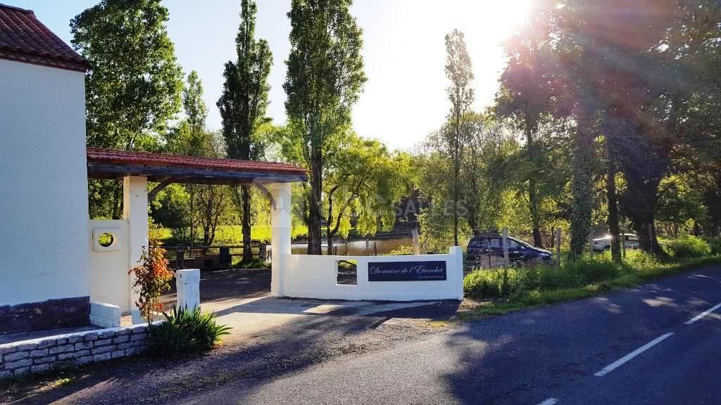 Entrée principale