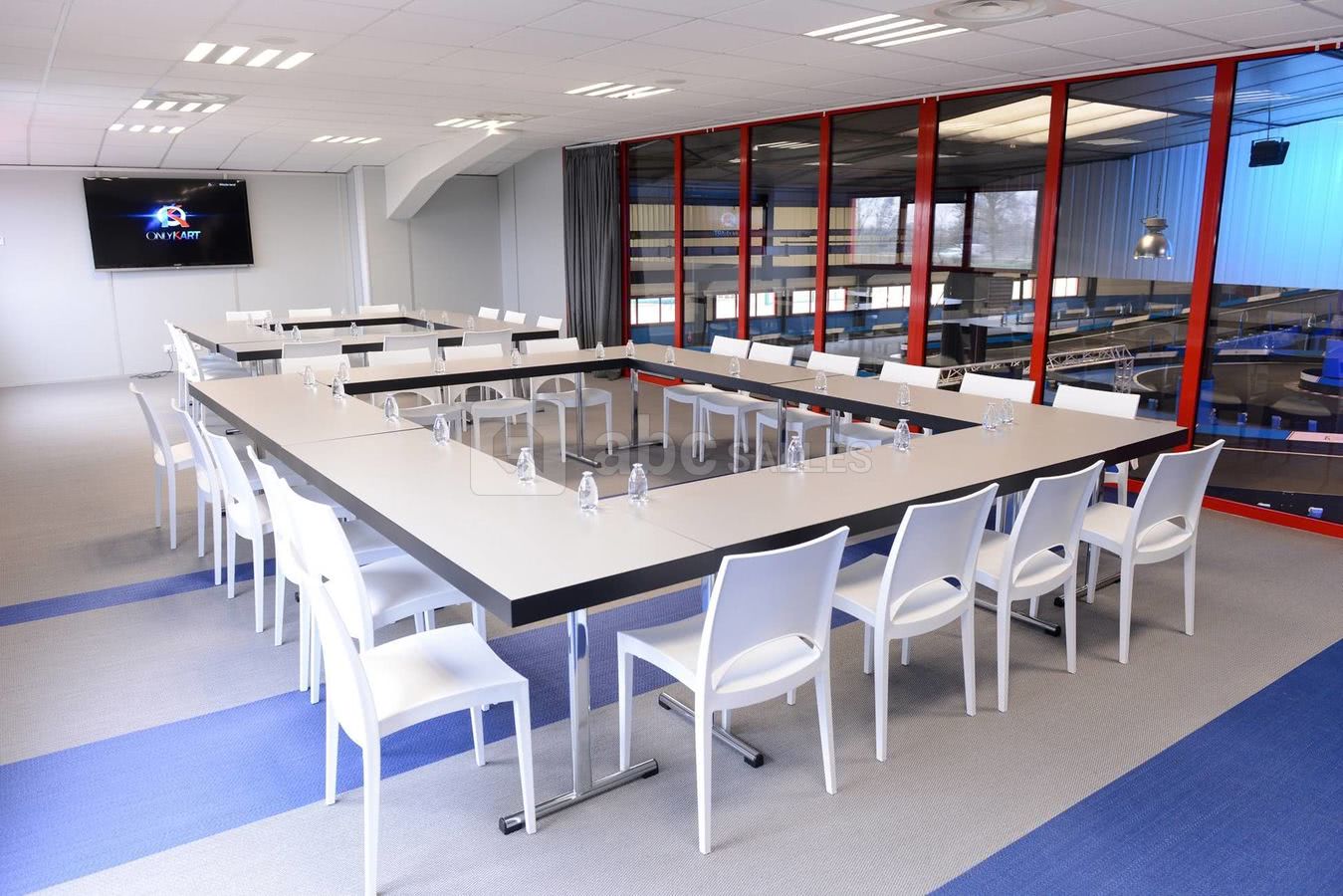 Salle de réunion vue panoramique