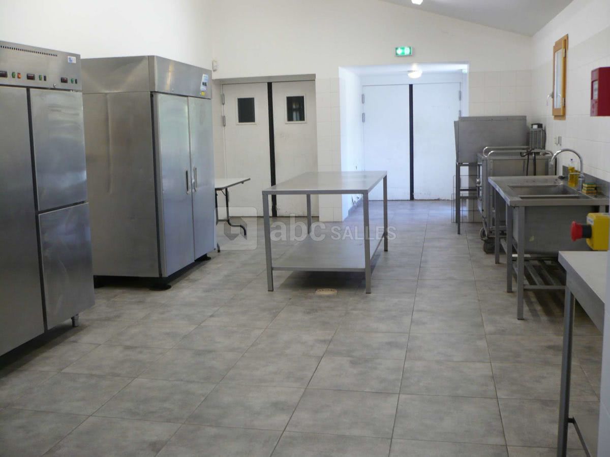 Cuisine équipée vers arles
