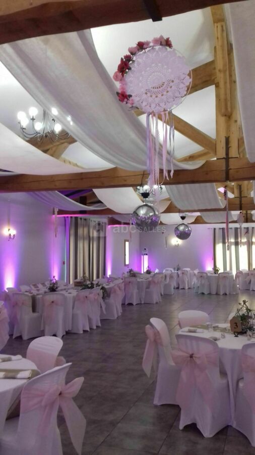 Salle de mariage en provence