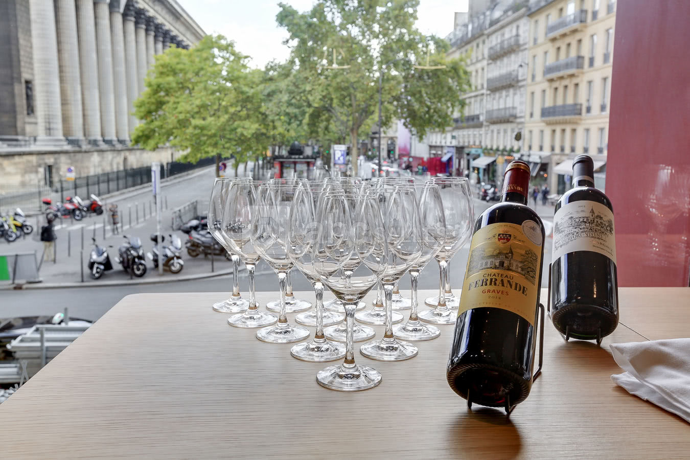 Bar à Vins - Vue sur la Madeleine