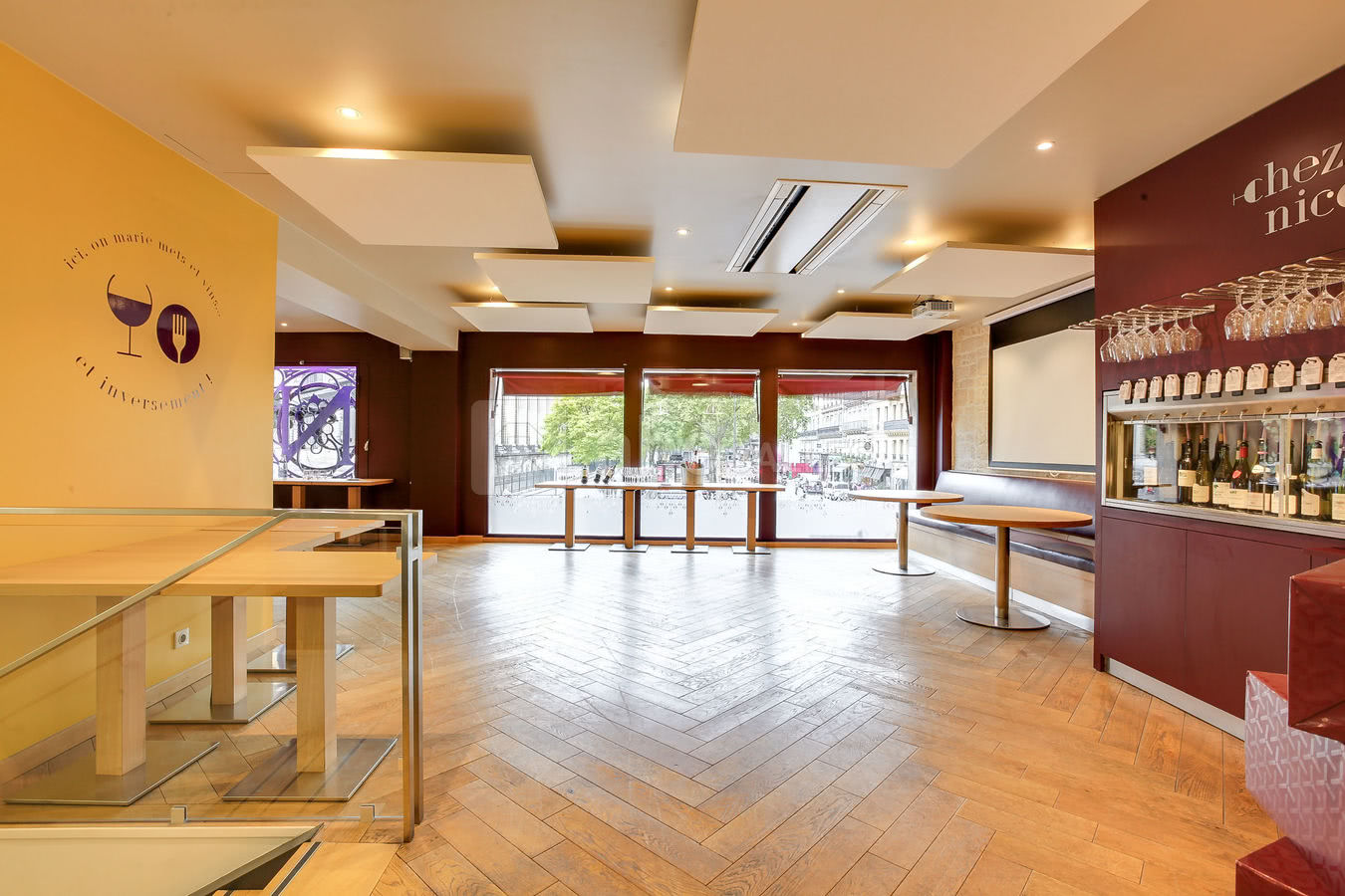 Salle Bar à Vins "Chez Nicolas"
