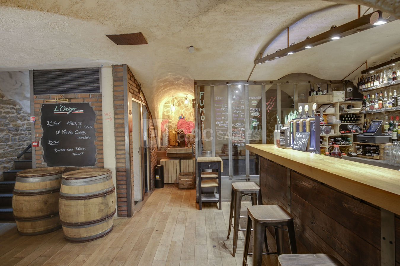 Bar