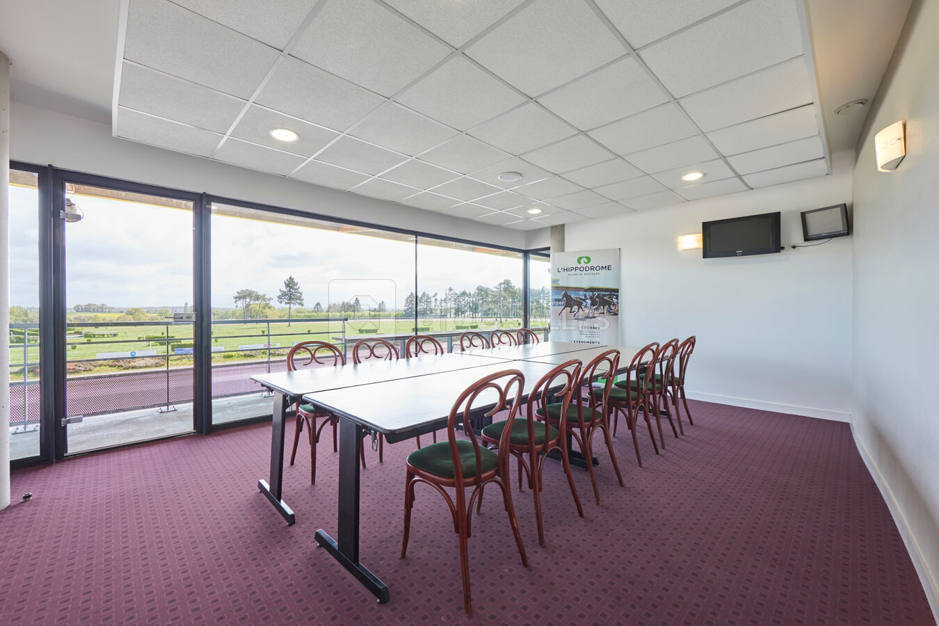 Salle de réunion Hippodrome de Maure de Bretagne