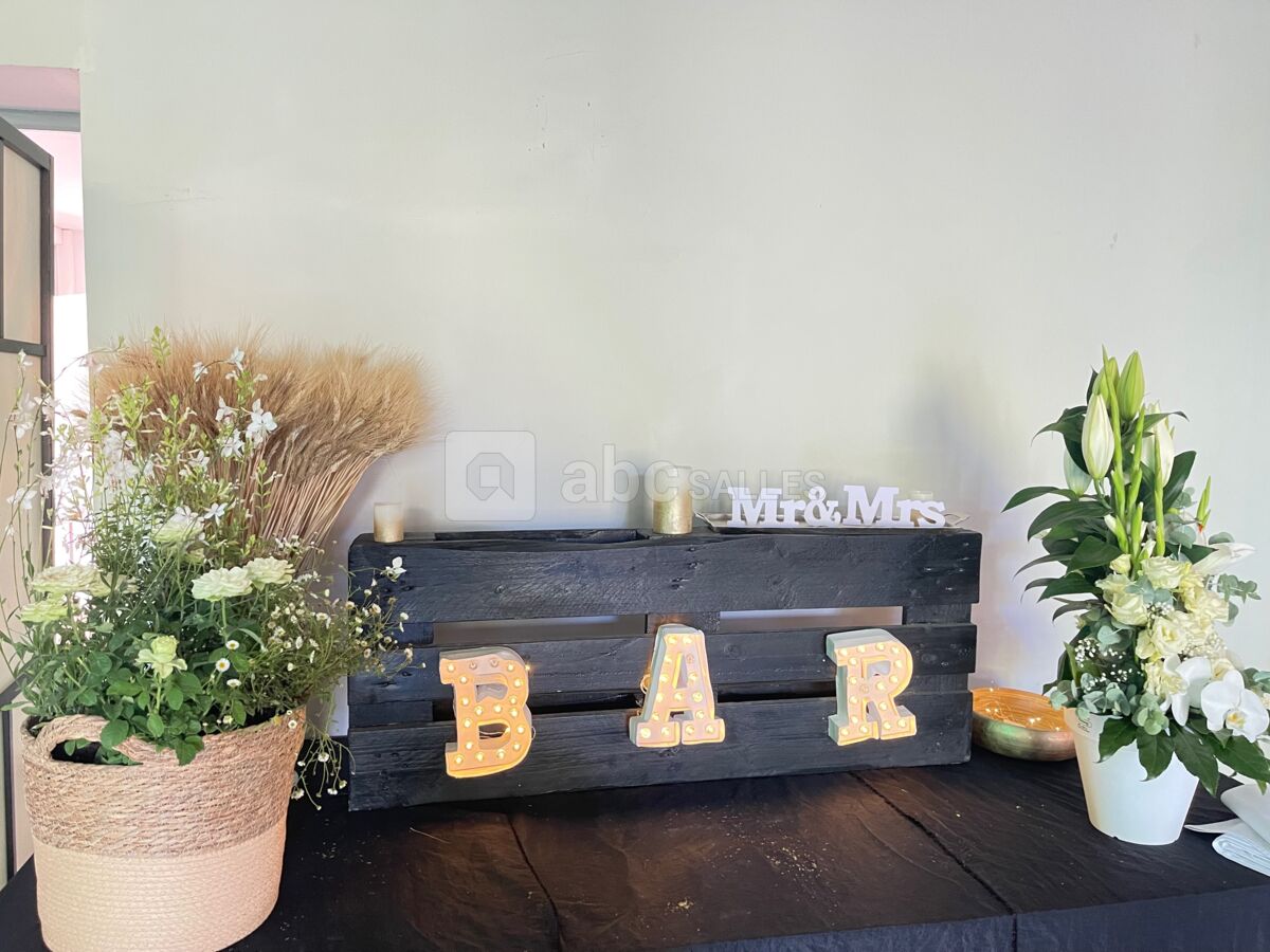 Table et cadre BAR