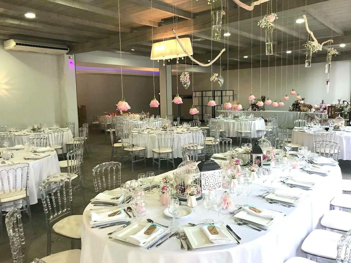 Salle de mariage avec prestation décoration