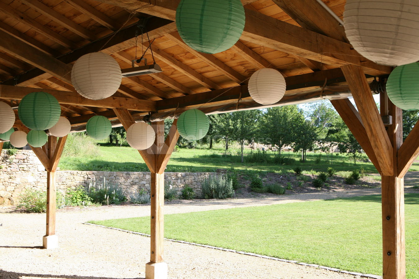 Terrasse/préau