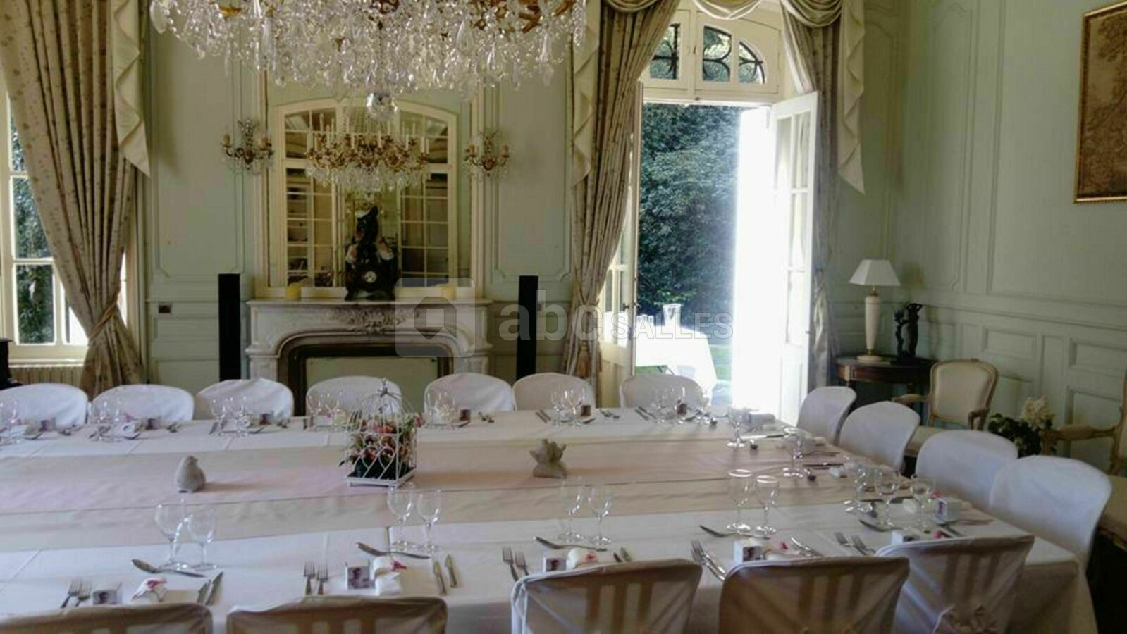 Salon Chateau
