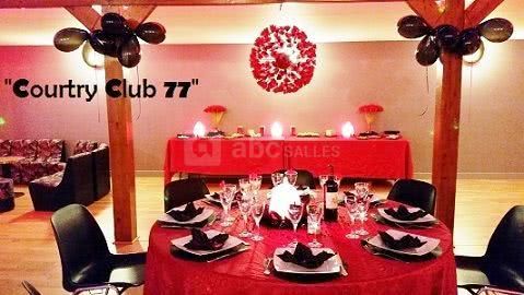 Buffet et Salon au "Courtry Club 77"