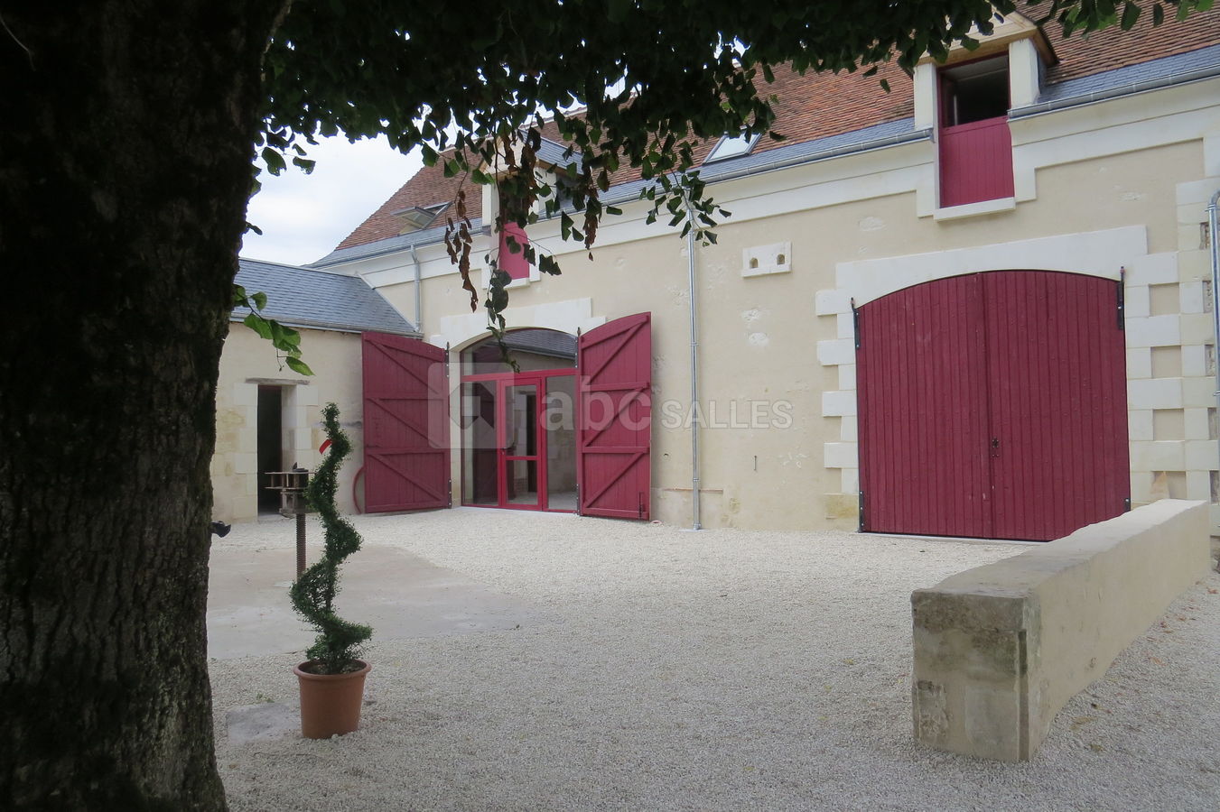 LE NOYER DES DAMES