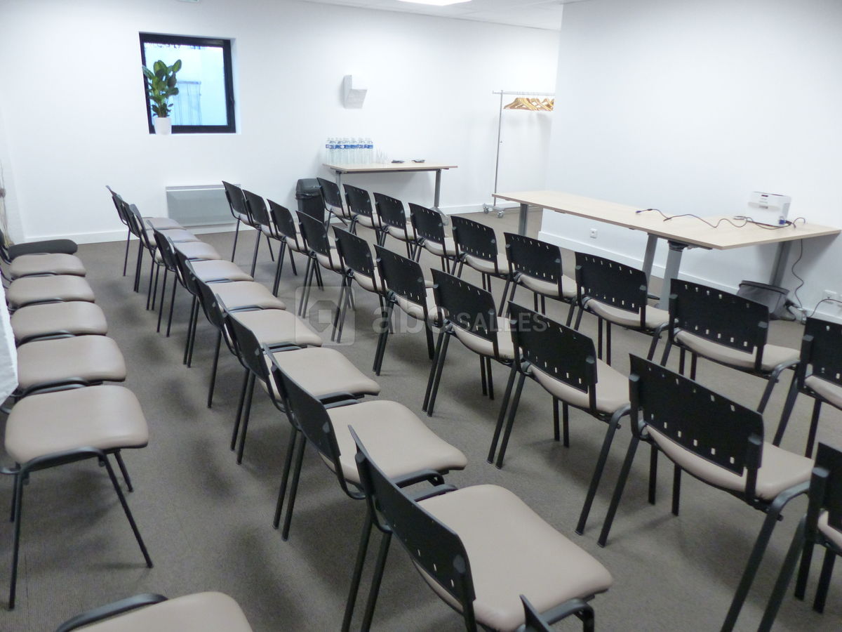 Salle de réunion en conférence