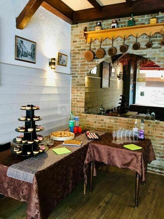 Petite salle de réception de 10 à 30 personnes