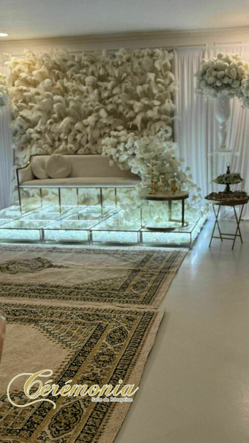 Coin trône petite salle