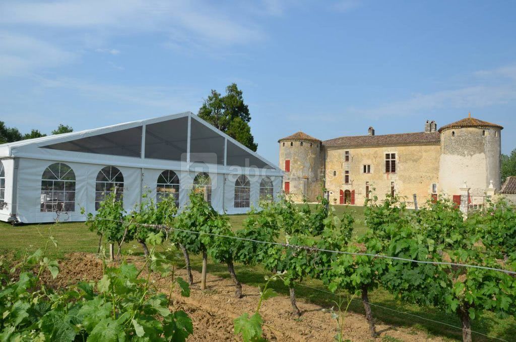 Parterre Ouest - emplacement tente