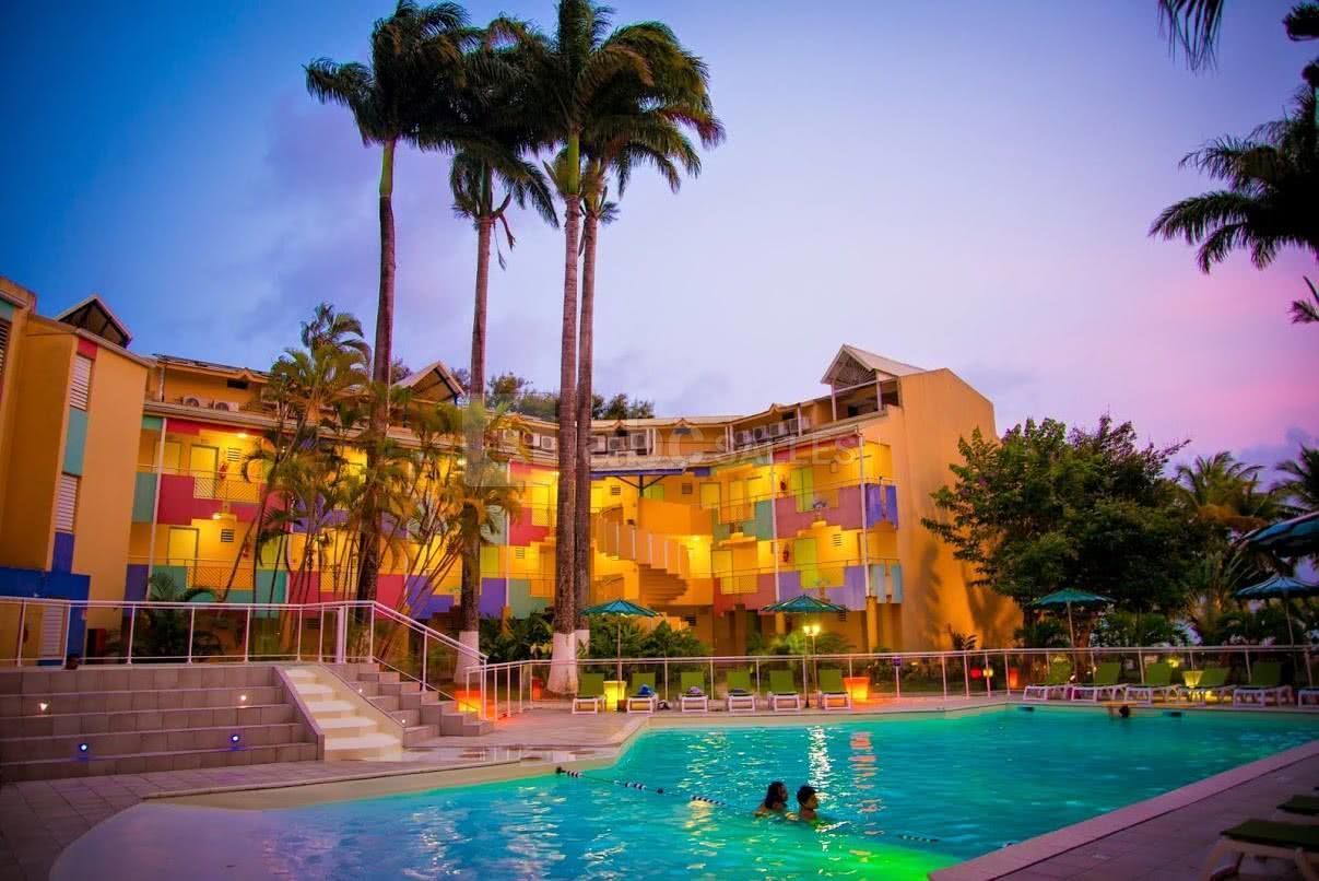 Piscine du Canella Beach