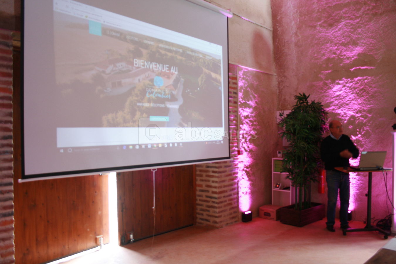Installation vidéo salle de séminaire