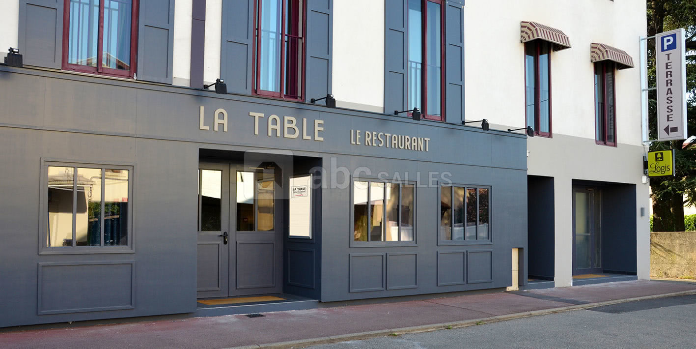 Devanture du restaurant La Table