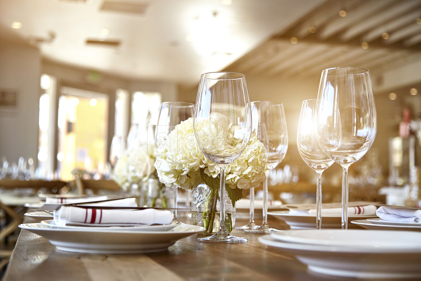 Repas assis - Pavillon Paris Centre
