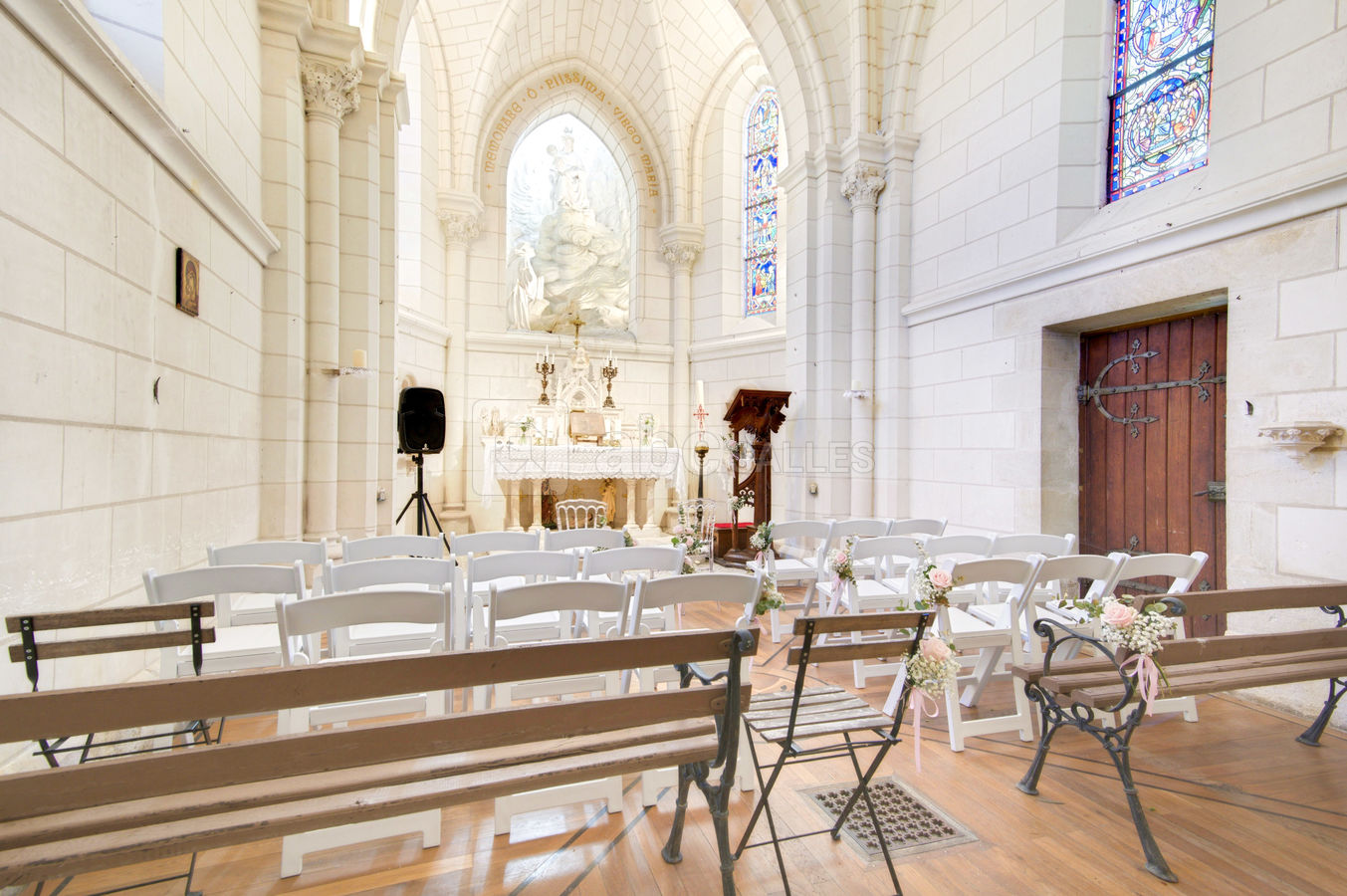 Cérémonie de mariage dans la chapelle