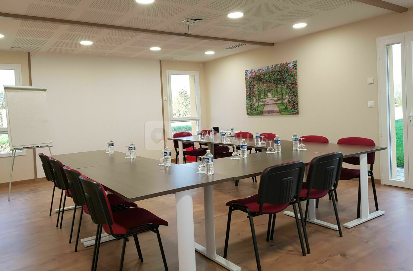 Salle de réunion (configuration en U)