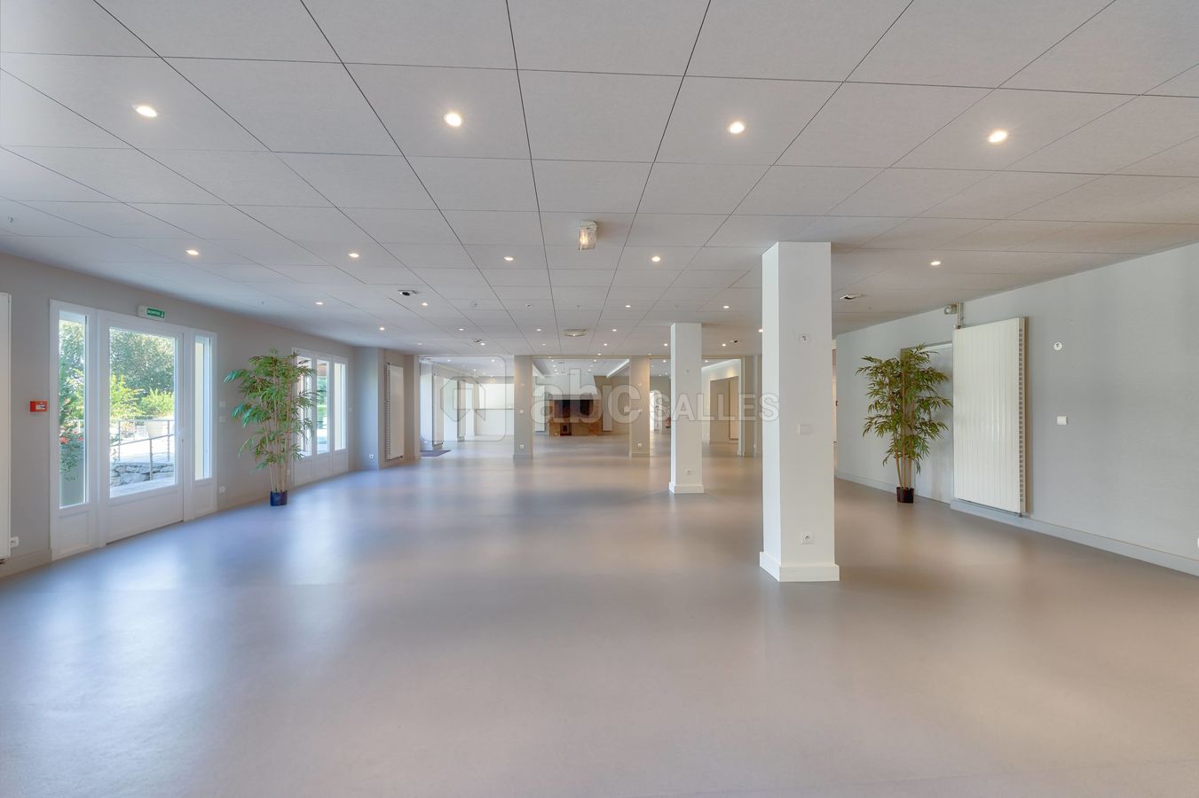 Salle de réception vide