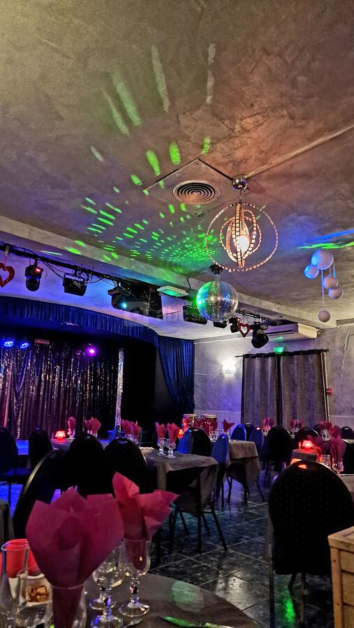 Cabaret le Moulin Bleu ABC Salles Cabaret le Moulin Bleu ABC Salles