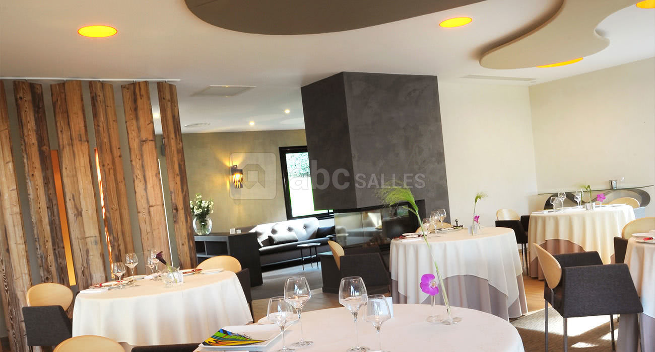 Des roses et des orties