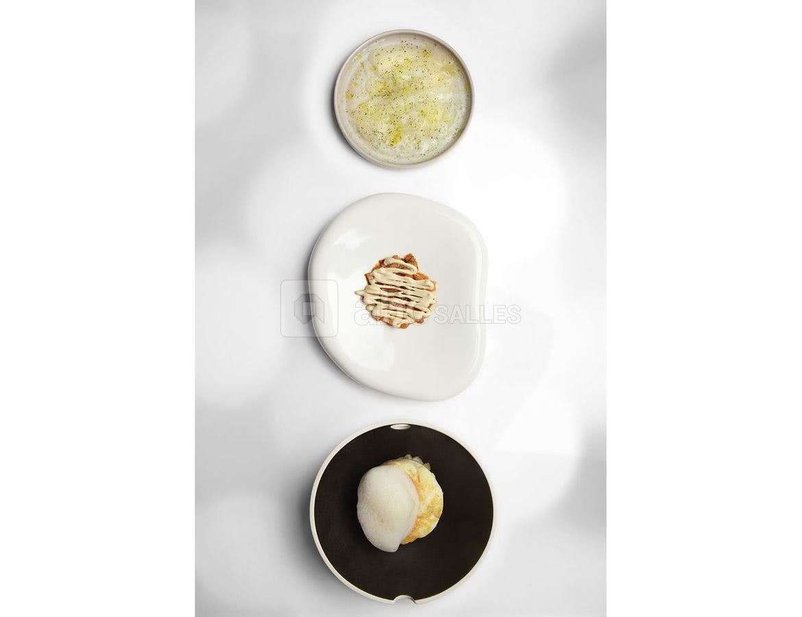 Des roses et des orties