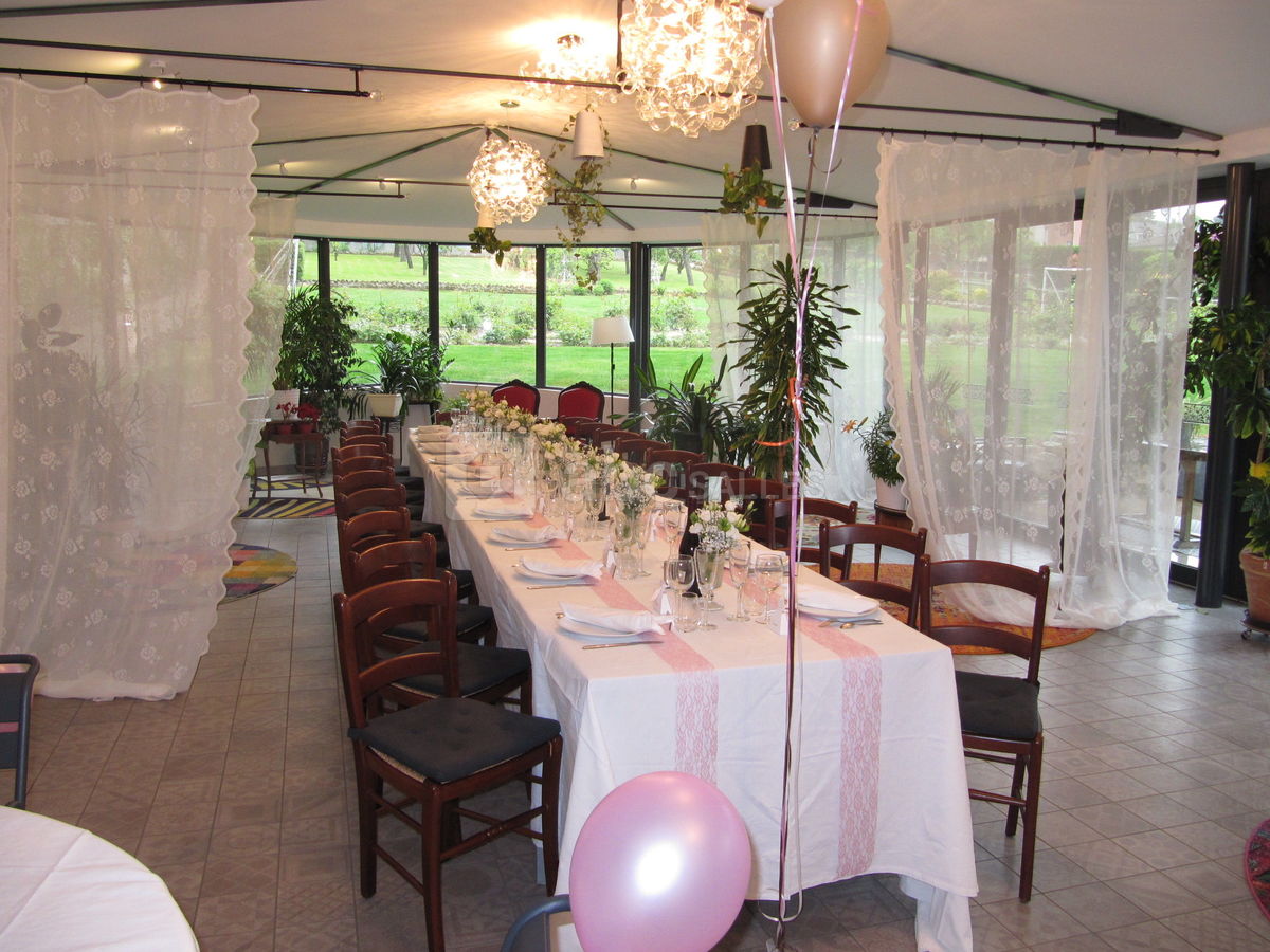 Salle de réception - table banquet