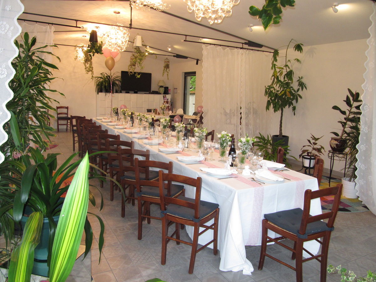 Salle de réception- table banquet