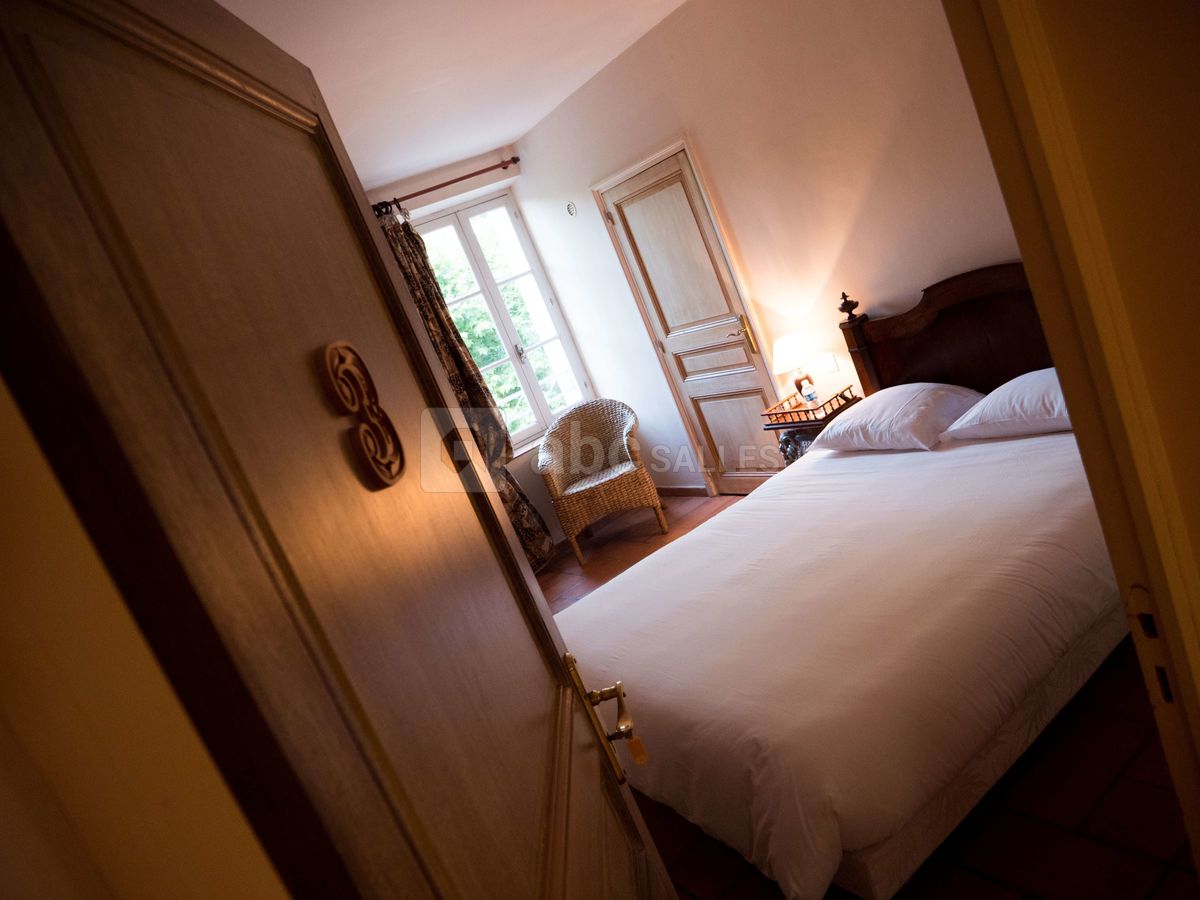 Le Château de Nans - Chambre invités