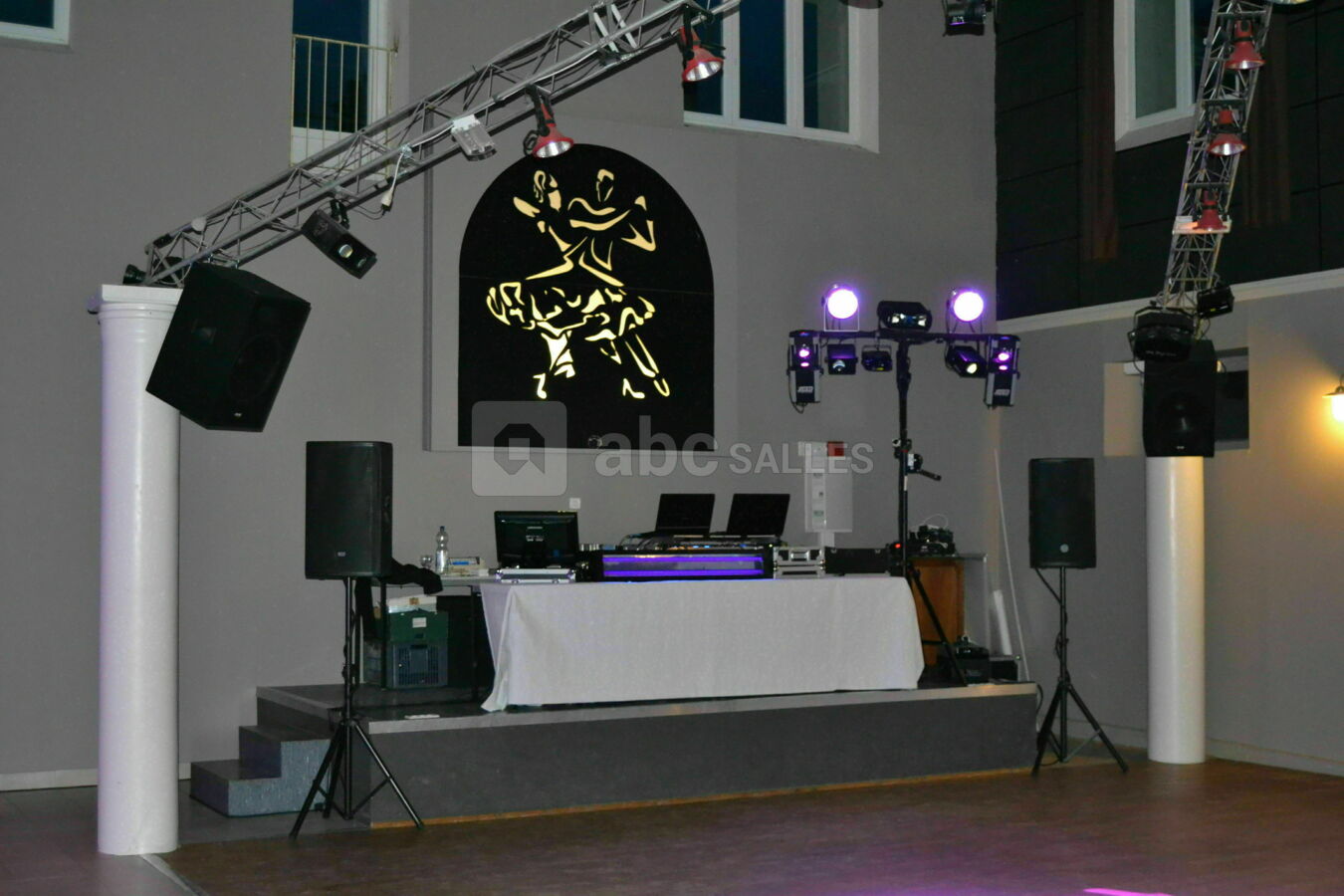 Estrade piste de Danse