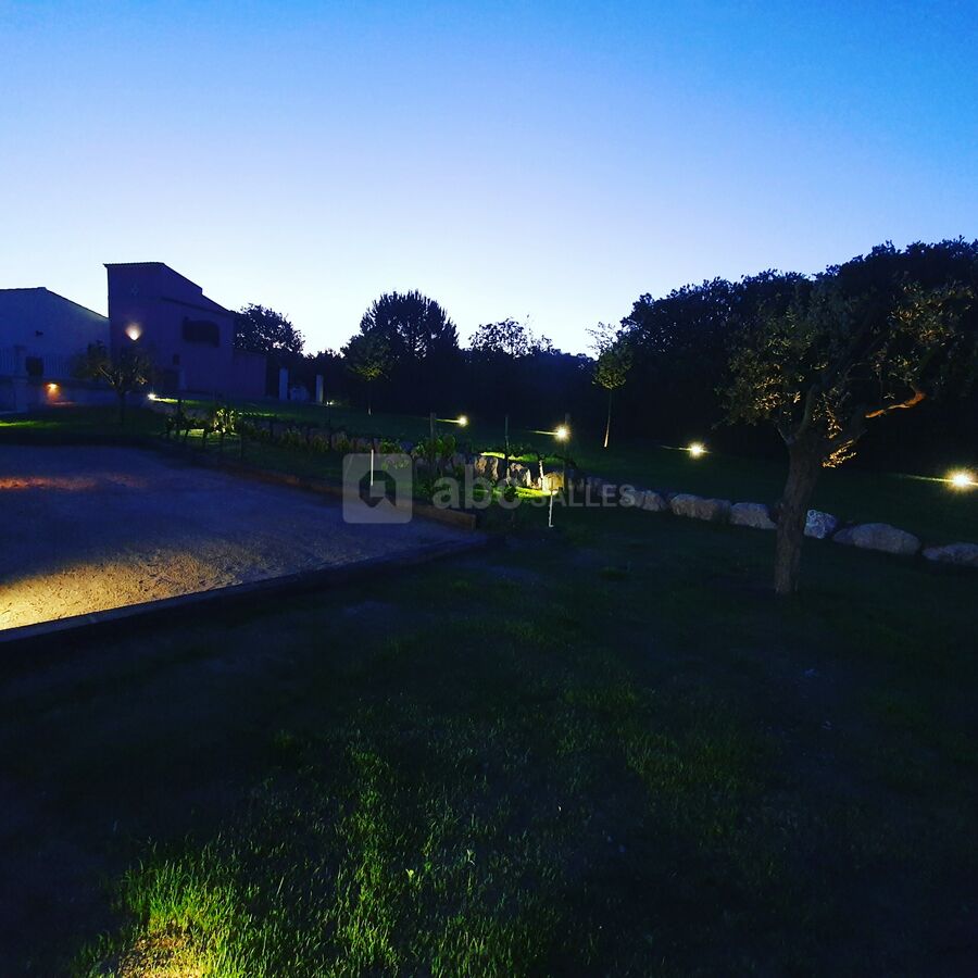 Extérieur de nuit jardin