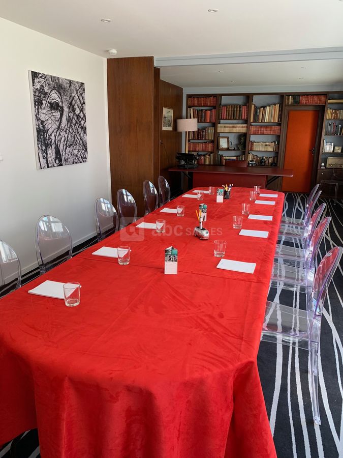 Aménagement réunion de direction jusqu'à 20 personnes
