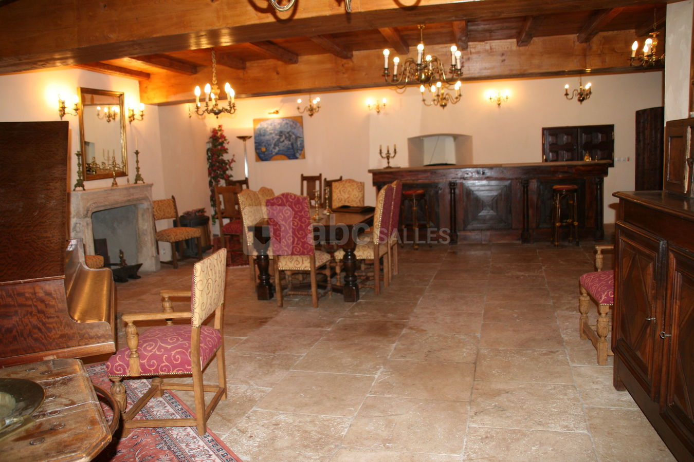 Salle réception amphitryon.