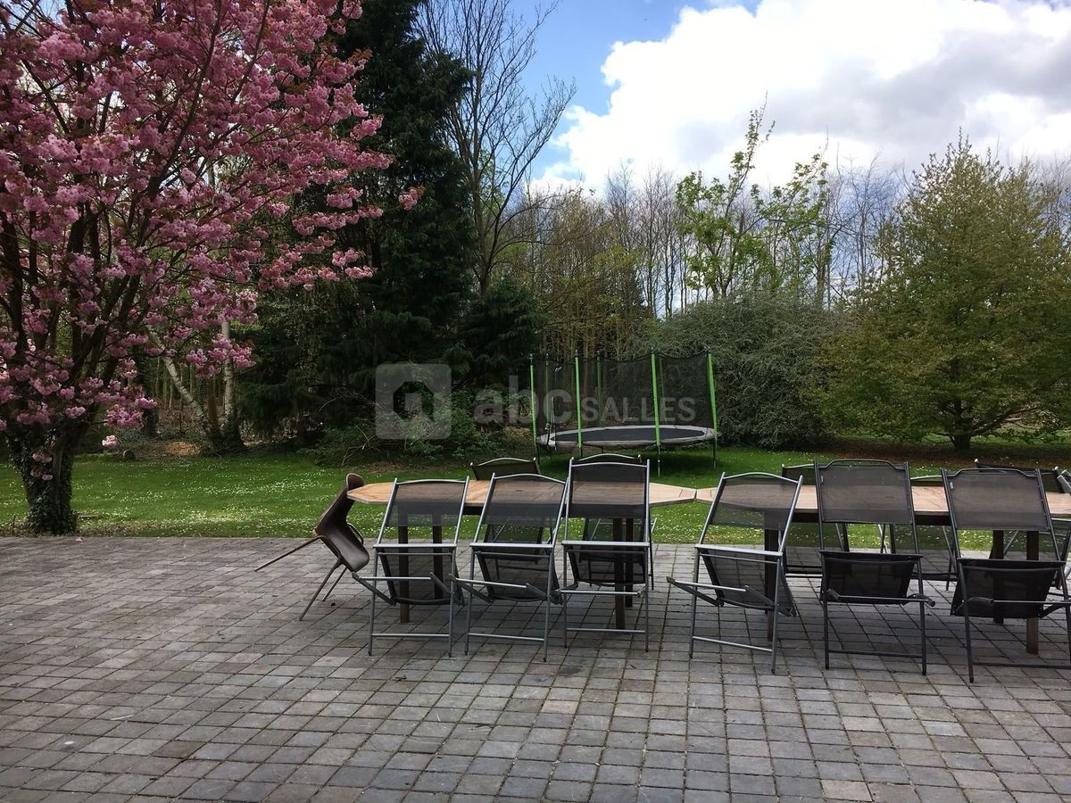 Terrasse du gîte à côté de la salle