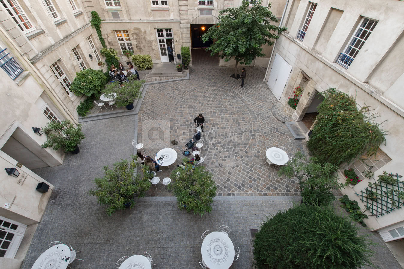 Cour de l'auberge vue des étages